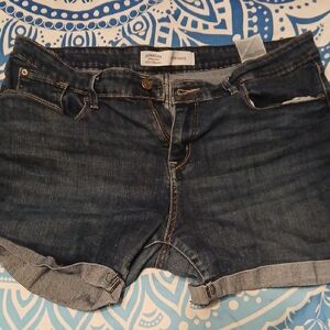 Levi's Blue Jean Shorts Mid-Rise Cuffed